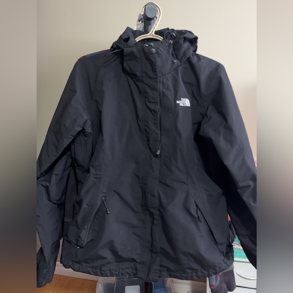 The North Face Women's Black Hooded Jacket